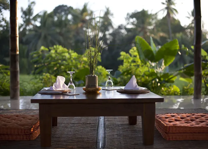 Hotel Hidden Yone Village 4*
