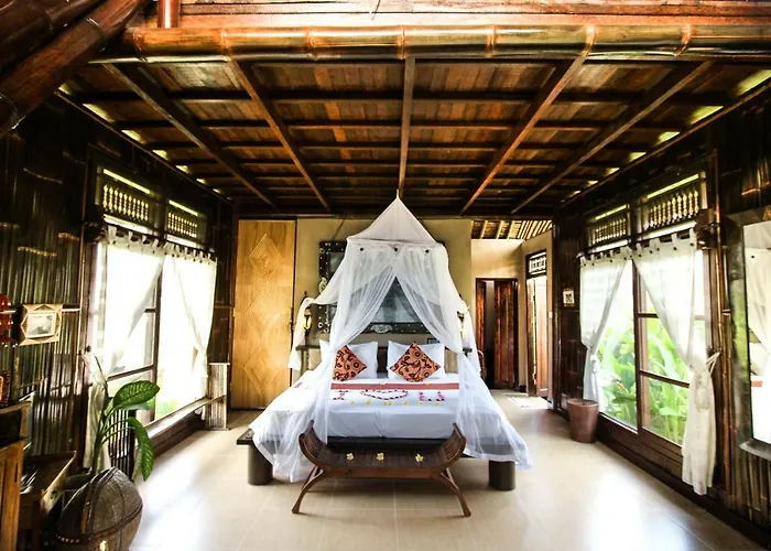 Hidden Yone Village Hotel 4*